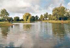 Etang &agrave; truite